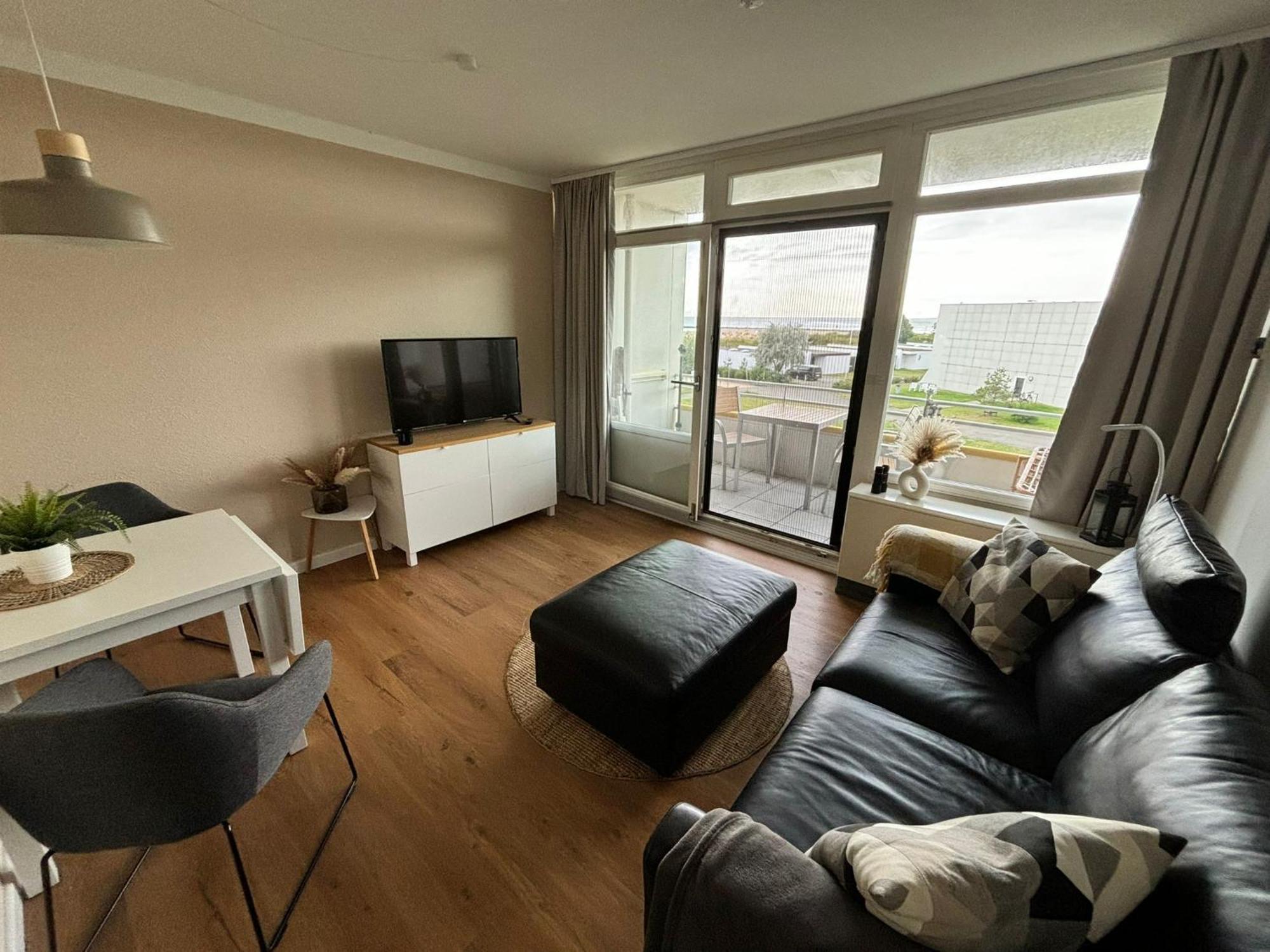 Quartier Suedstrand - Ferienwohnung Mit Meerblick Fehmarn Exterior photo